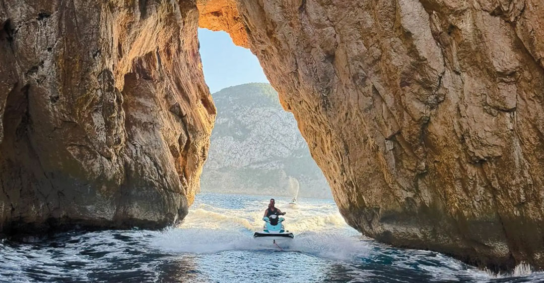 Jet Ski Tour Heaven's Doors & Cala d'Albarca Ibiza